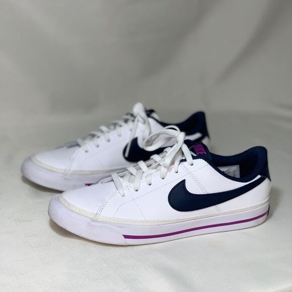 NWOT NIKE Sneaker Kids 5Y Leather Court Legacy DA5380-117 Lace Up White Runners - Picture 3 of 10